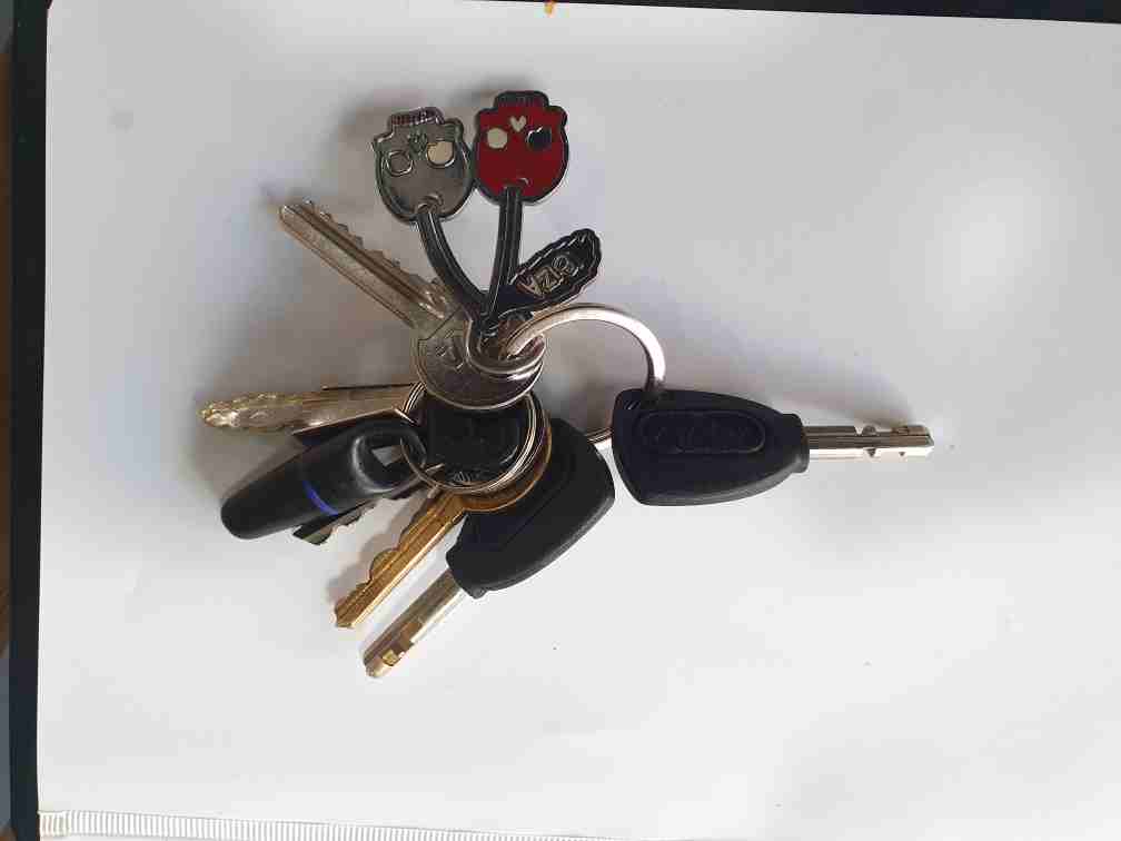 Locksmith Knowle snapped keys in lock